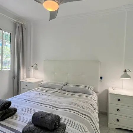 Appartement Hawaii 1st Floor Burriana, Nerja